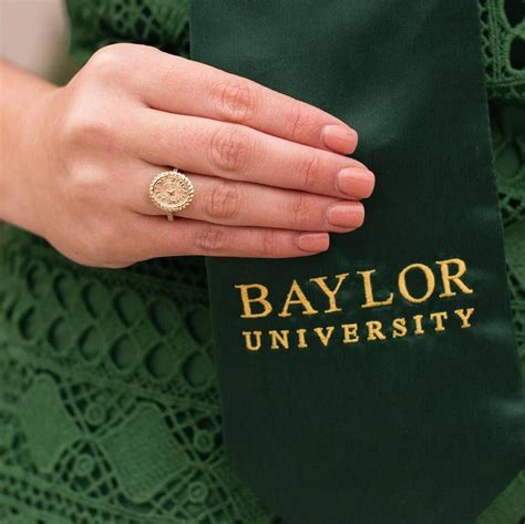 baylor graduation photos|baylor graduation ring.